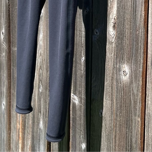 Adidas dark gray high rise tights leggings size XS - Picture 12 of 17